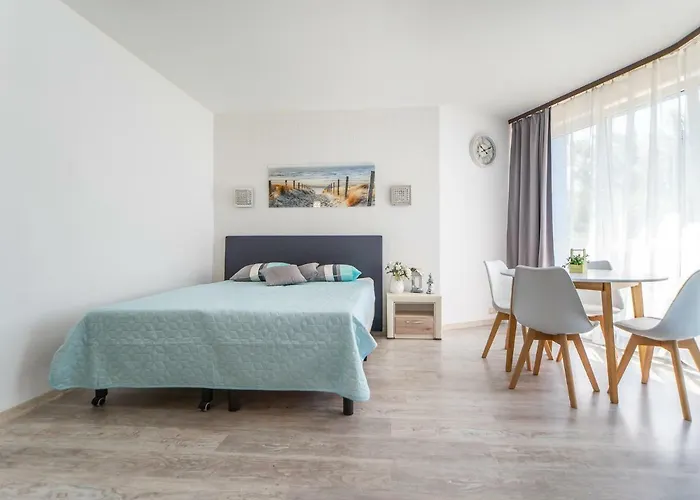 Awangardia 250m Od Morza